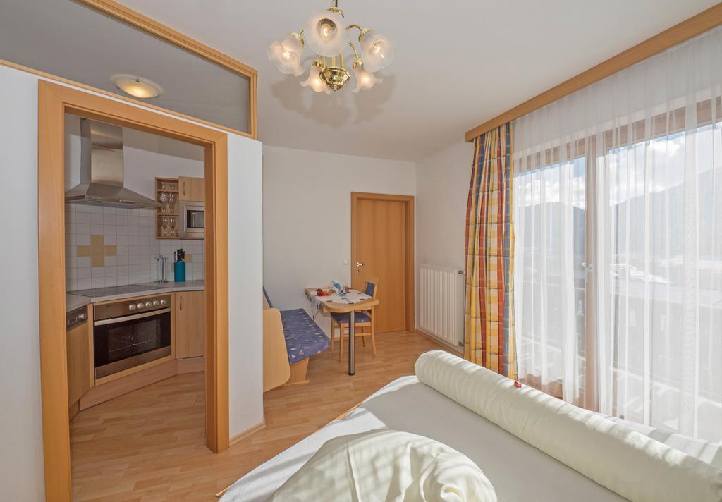 Haus Schluder - Familie Stanitzer Hotel Weissensee Værelse billede