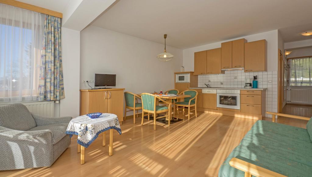 Haus Schluder - Familie Stanitzer Hotel Weissensee Værelse billede