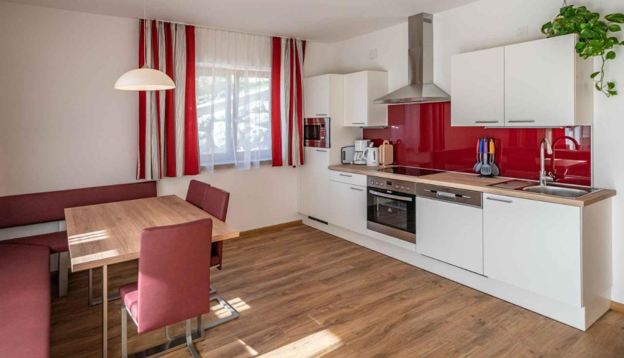 Haus Schluder - Familie Stanitzer Hotel Weissensee Eksteriør billede